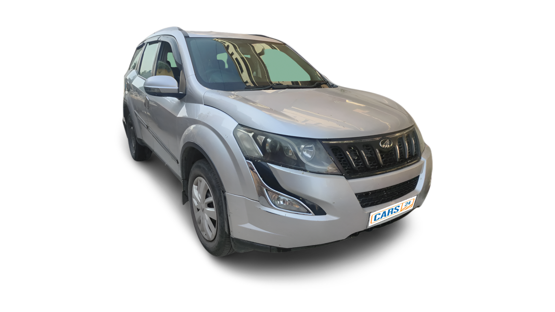 Mahindra XUV500-img